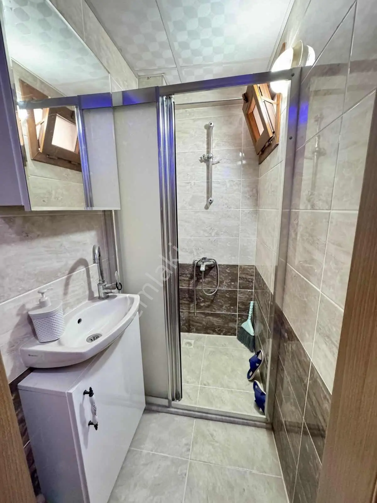 Muradiye Mah Satılık 3+1 150m² Ara Kat Daire — fotoğraf 26