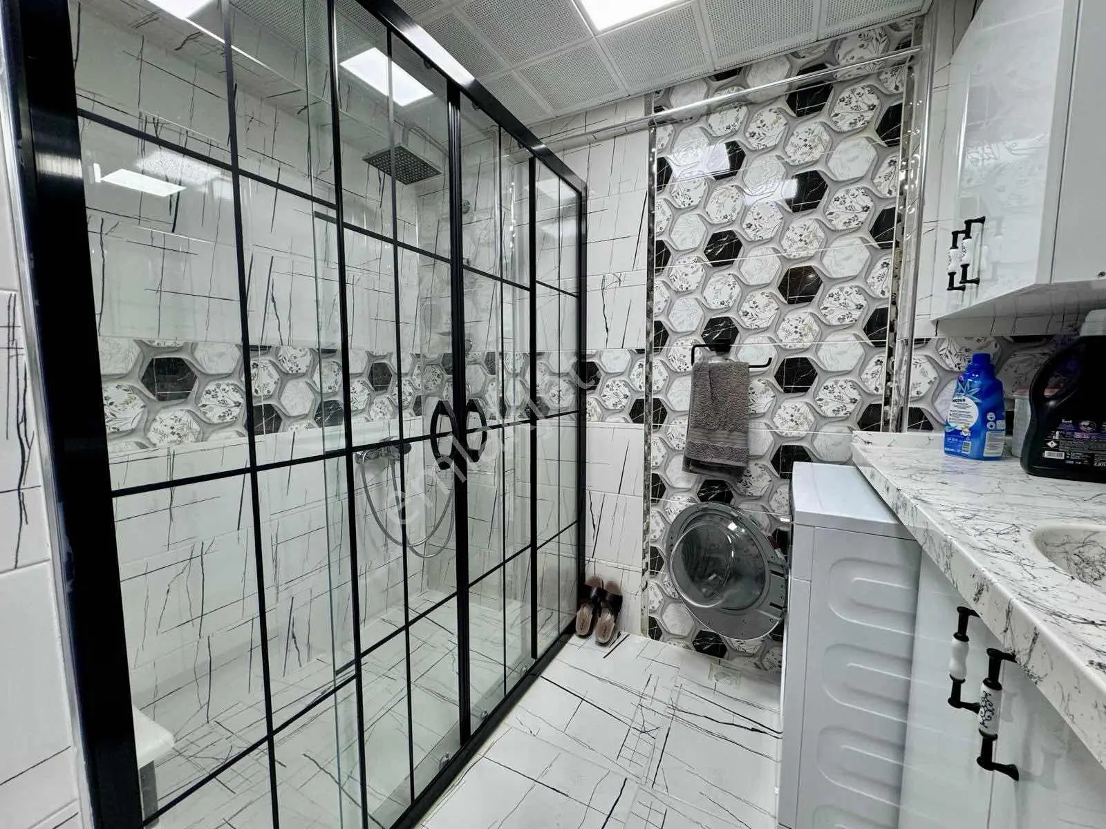 Muradiye Mah Satılık 3+1 150m² Ara Kat Daire — fotoğraf 31