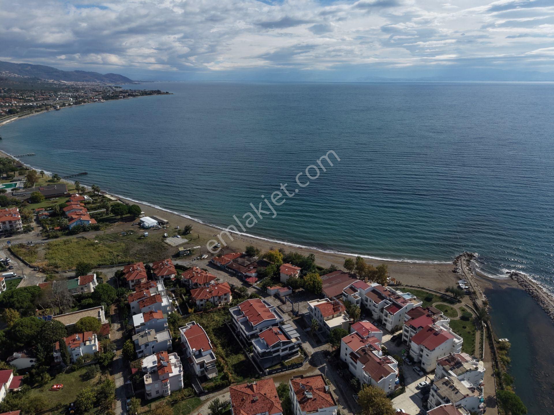Mera Emlatan Altınoluk Narlıda Denize 50 Metre Bahçeli 4+1 Villa — fotoğraf 8