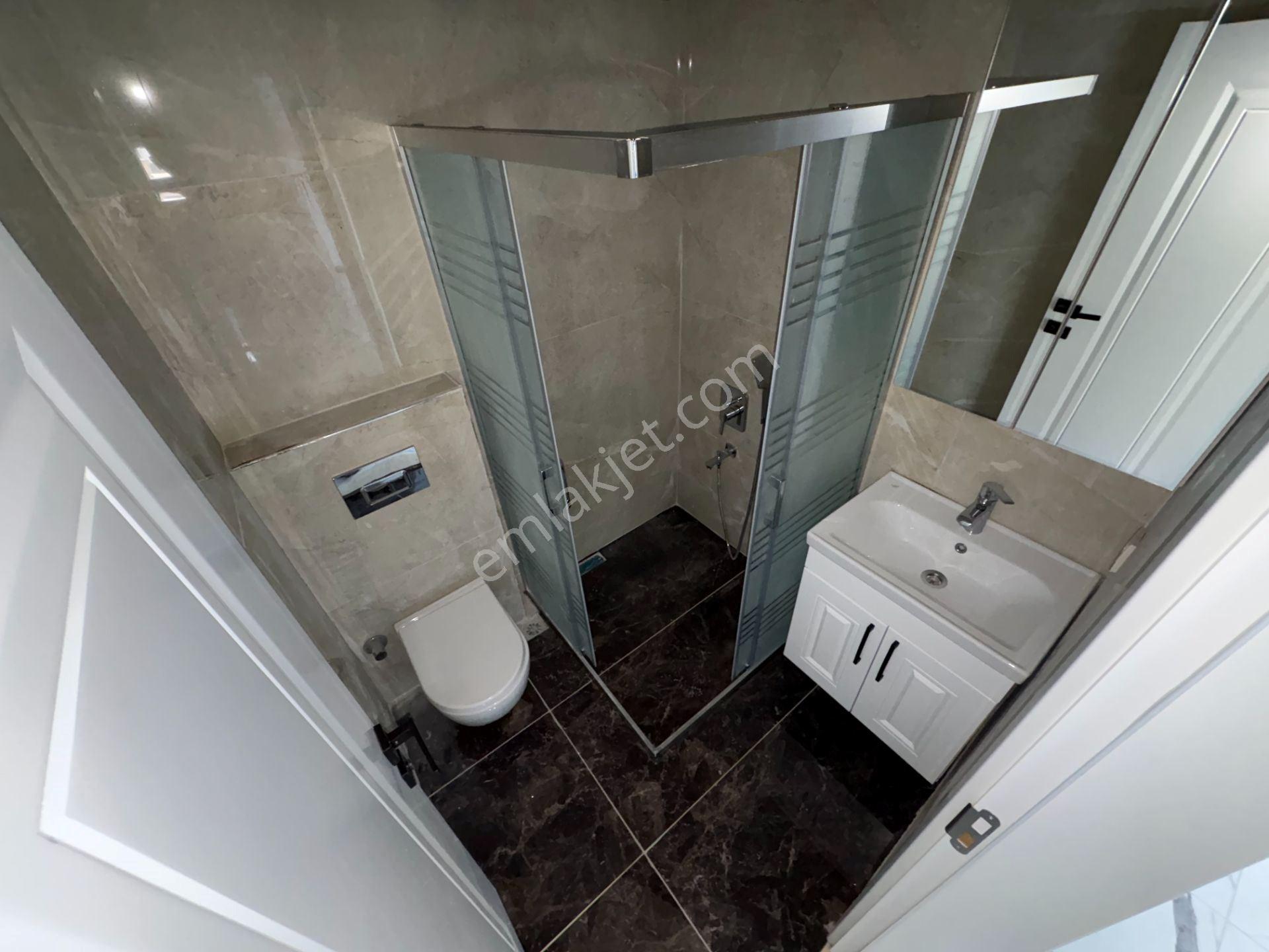 Mera Emlatan Altınoluk Narlıda Denize 50 Metre Bahçeli 4+1 Villa — fotoğraf 25
