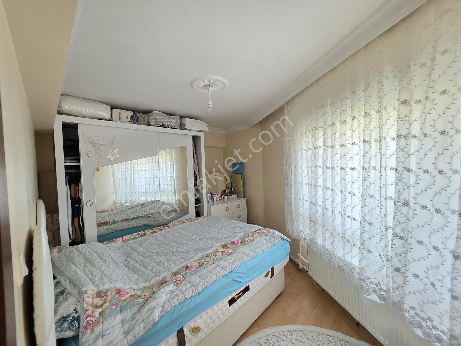 Doğukent Caddesi Yakını Giriş Kat Ters Dubleks 2+1 Daire — fotoğraf 2