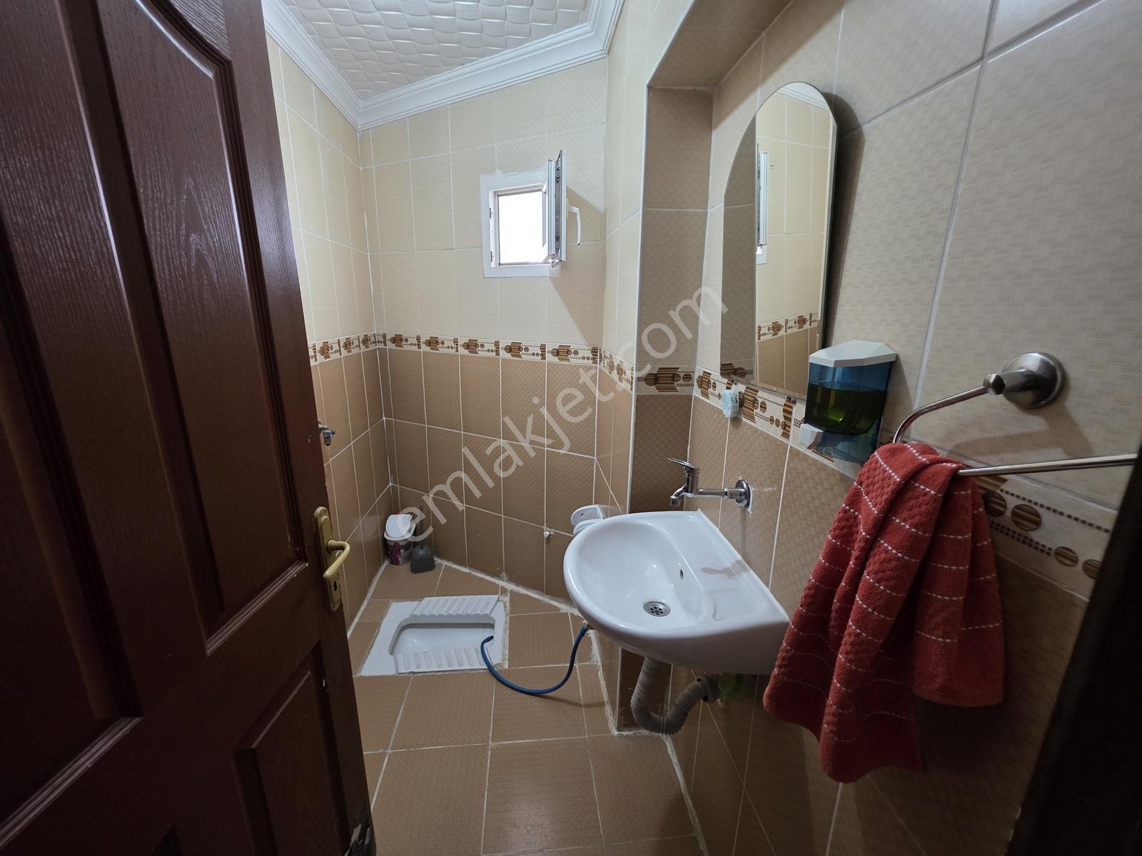 Doğukent Caddesi Yakını Giriş Kat Ters Dubleks 2+1 Daire — fotoğraf 11