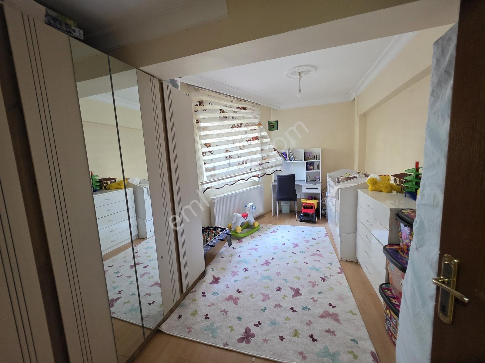 Doğukent Caddesi Yakını Giriş Kat Ters Dubleks 2+1 Daire — fotoğraf 20