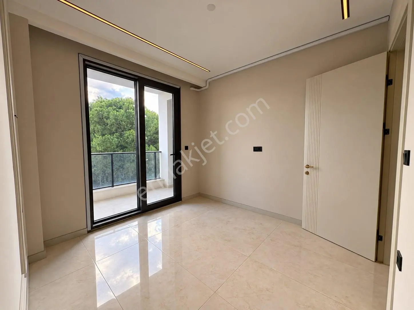 Mera Emlaktan Cennetayağı Mh Y. Isıtmalı Ultralüx 1+1 65m2 Daire — fotoğraf 13