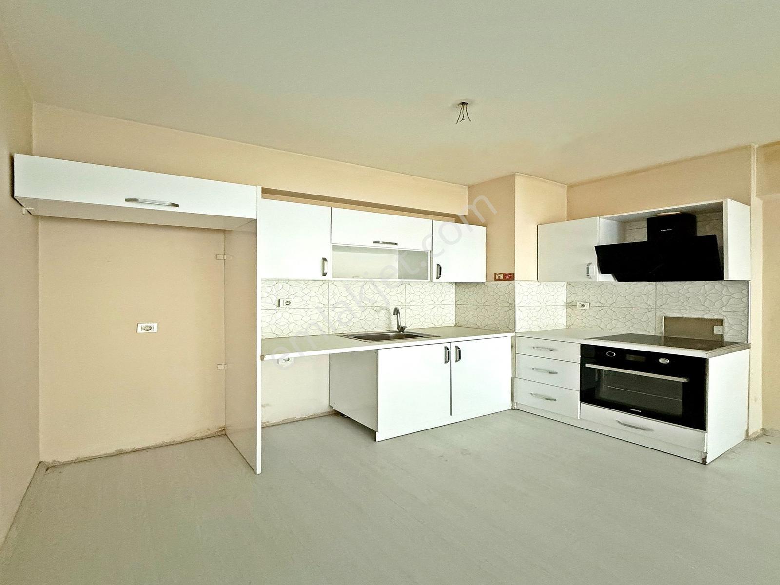 Havuzlu Ve Güvenlikli Sitede Yatırıma Uygun Fırsat 2+1 Ara Kat ! — fotoğraf 6