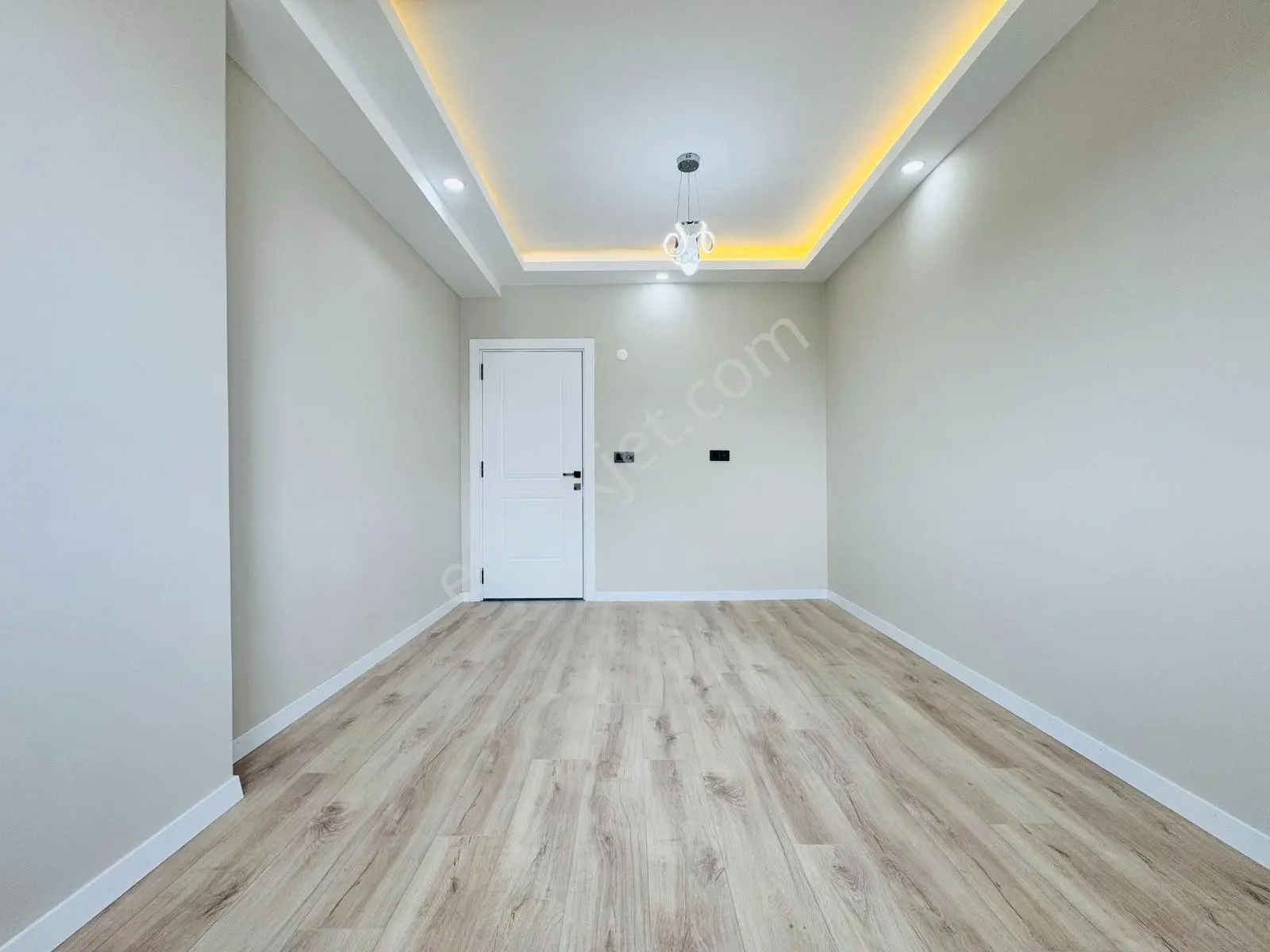 Güven'den Kapaklıda Cam Balkonlu Yerden Isıtmalı Geniş 2+1 Daire — fotoğraf 15