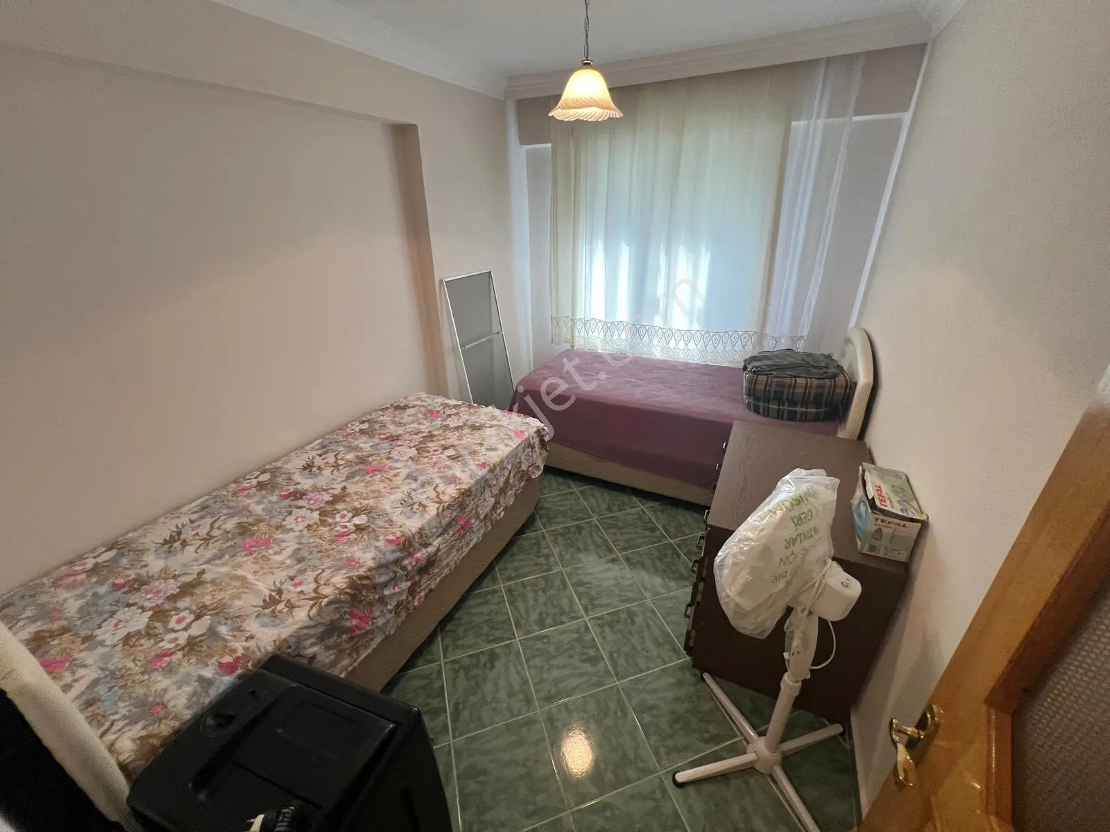 Altnkumda Doğalgazlı Ayrı Mutfaklı Ara Kat Ön Cephe 2+1 Daire — fotoğraf 8
