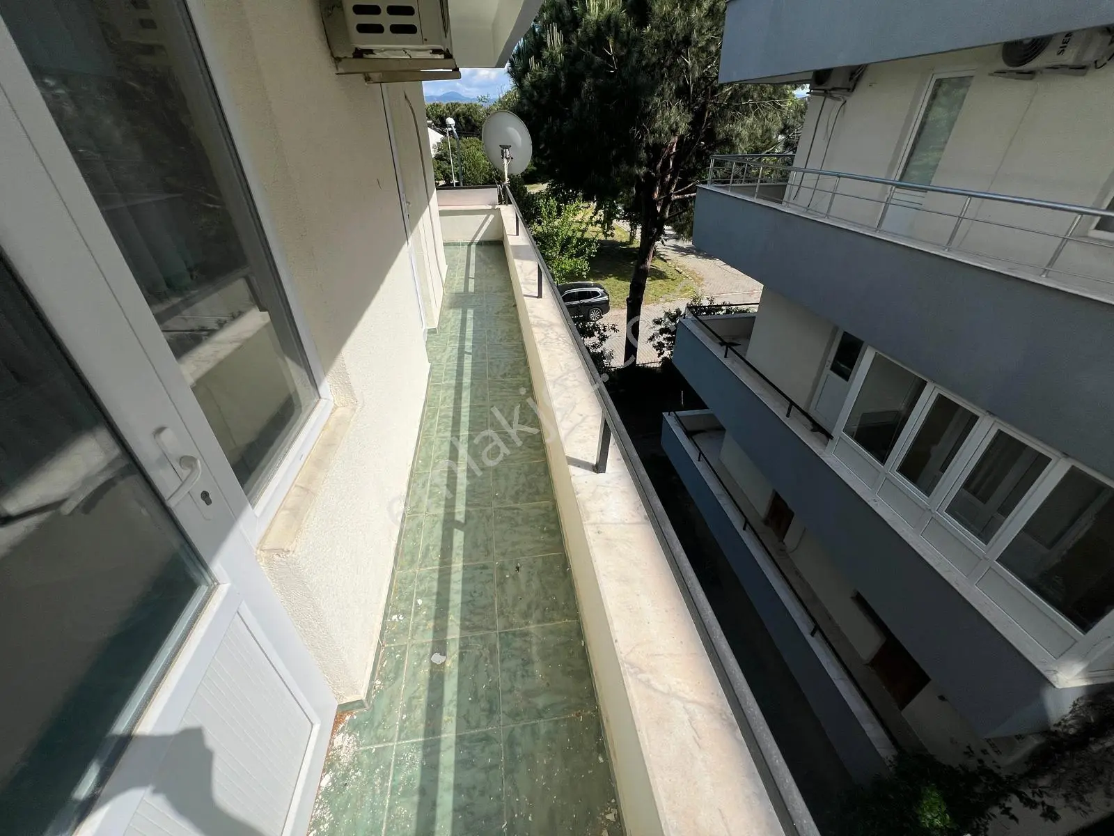 Altnkumda Doğalgazlı Ayrı Mutfaklı Ara Kat Ön Cephe 2+1 Daire — fotoğraf 15
