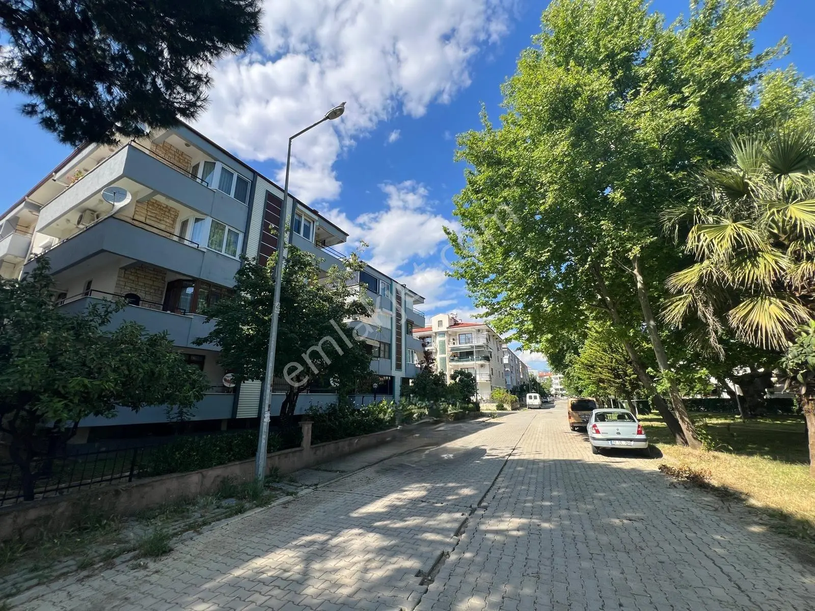 Altnkumda Doğalgazlı Ayrı Mutfaklı Ara Kat Ön Cephe 2+1 Daire — fotoğraf 19