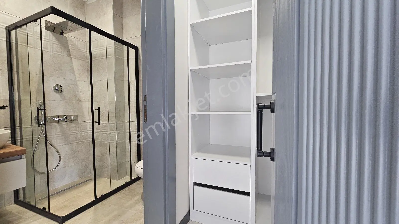 Kuşadası Merkezde Satılık 4+1 — fotoğraf 10