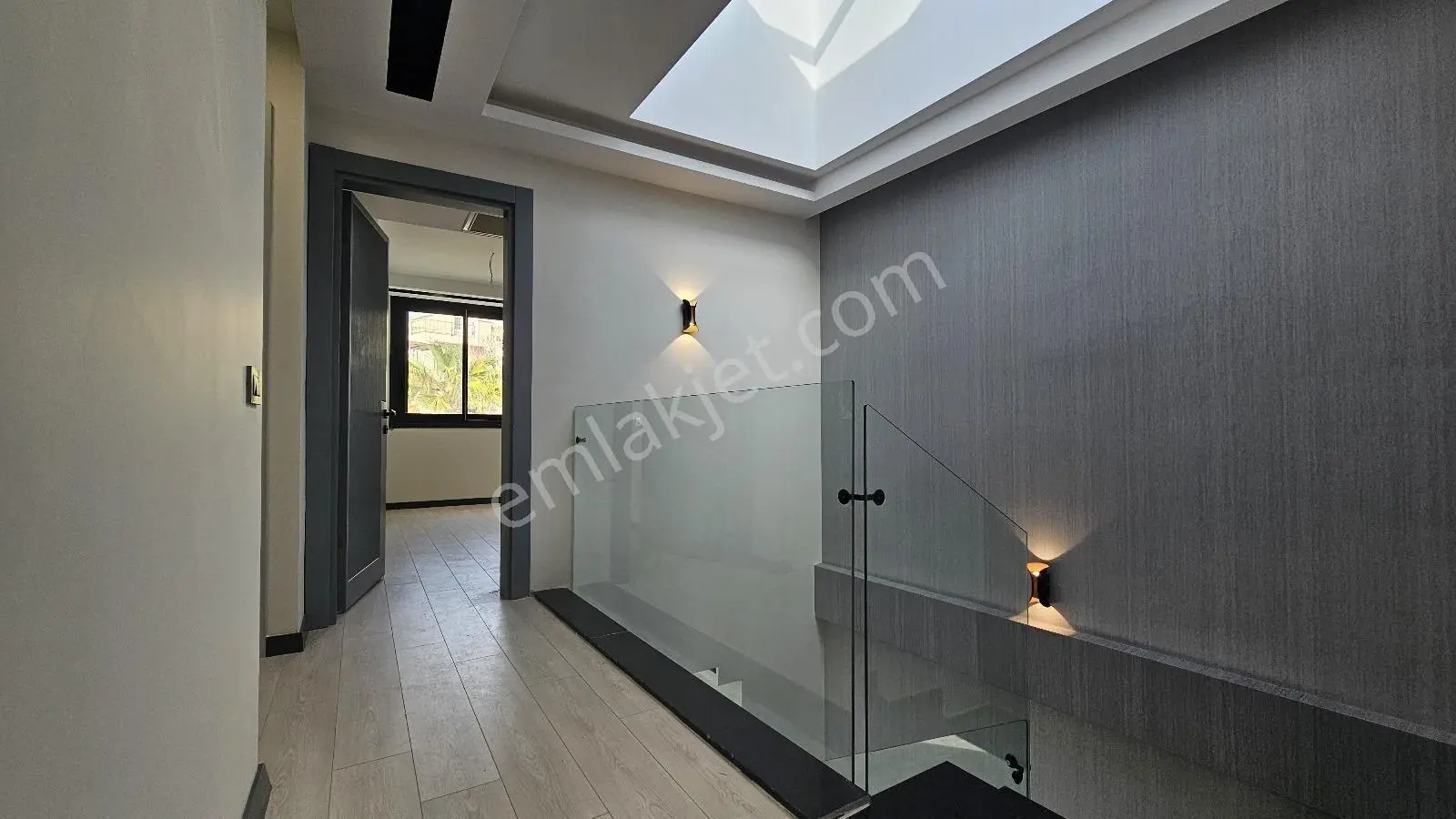 Kuşadası Merkezde Satılık 4+1 — fotoğraf 12