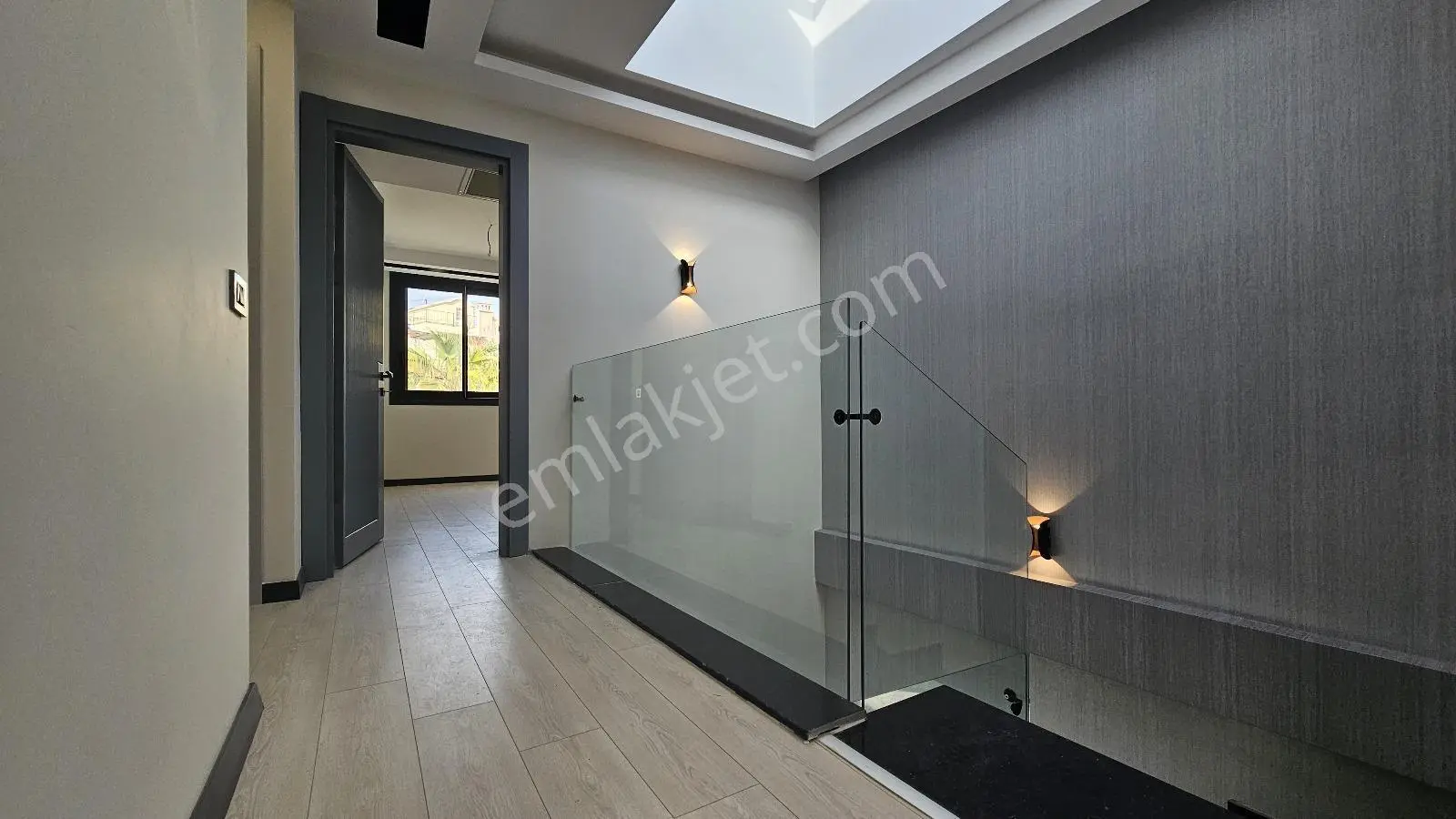 Kuşadası Merkezde Satılık 4+1 — fotoğraf 13