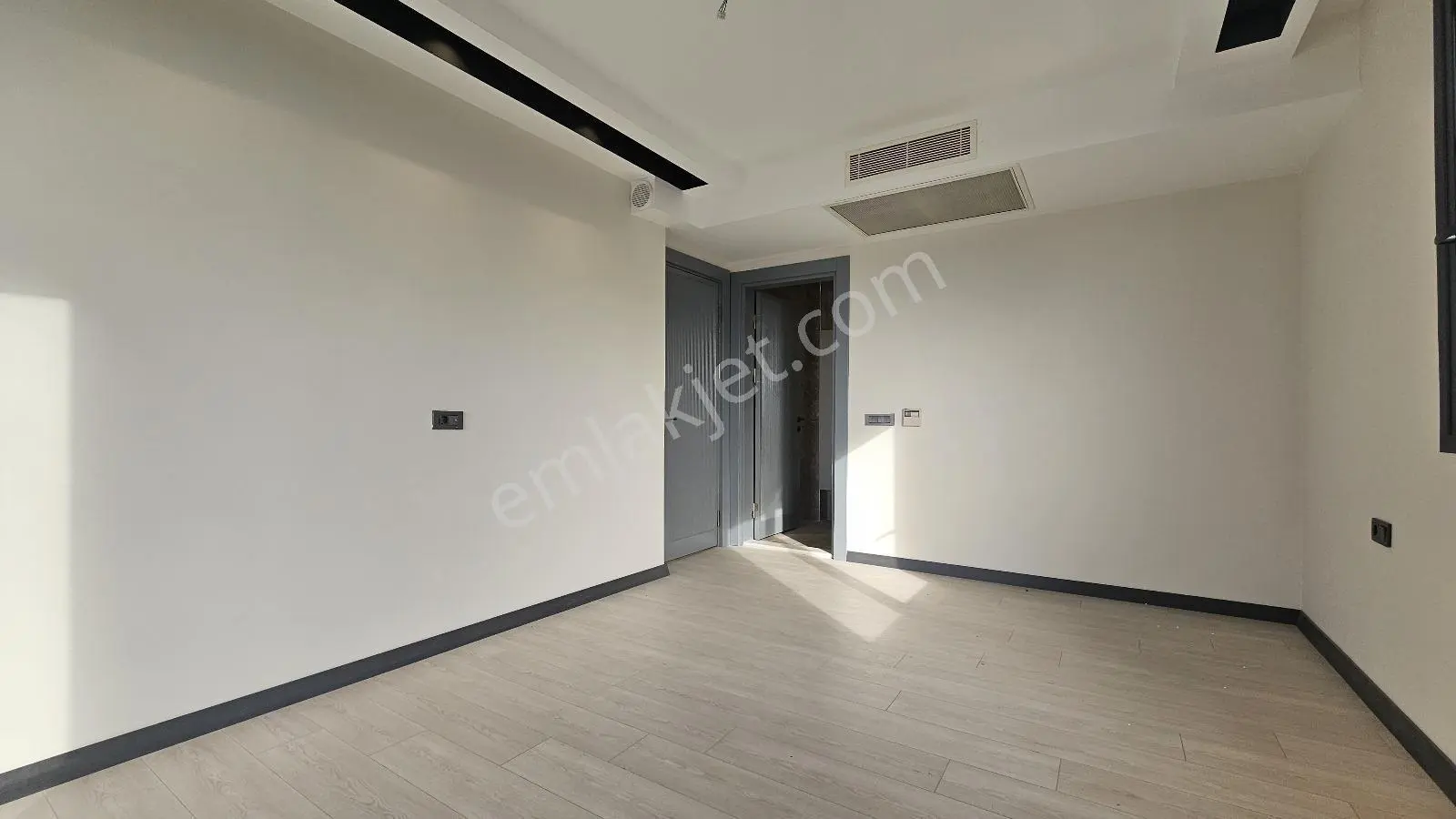 Kuşadası Merkezde Satılık 4+1 — fotoğraf 18