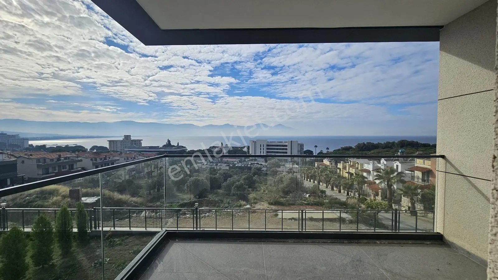 Kuşadası Merkezde Satılık 4+1 — fotoğraf 19