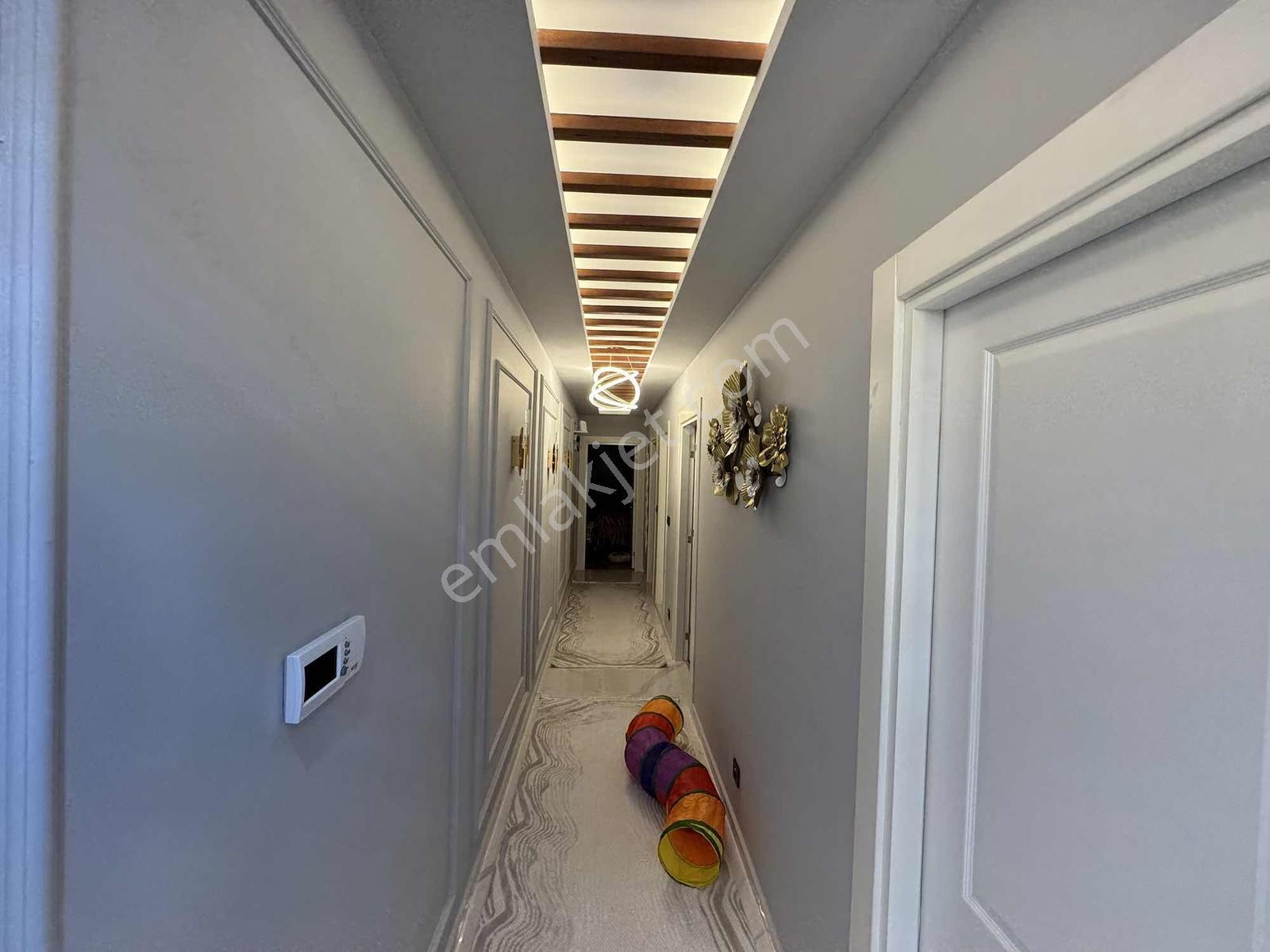 Merkez'de Satılık 4+1 Ultra Lüks Geniş Daire !! — fotoğraf 10