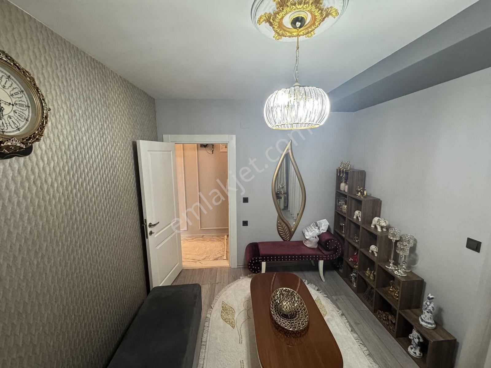 Merkez'de Satılık 4+1 Ultra Lüks Geniş Daire !! — fotoğraf 16