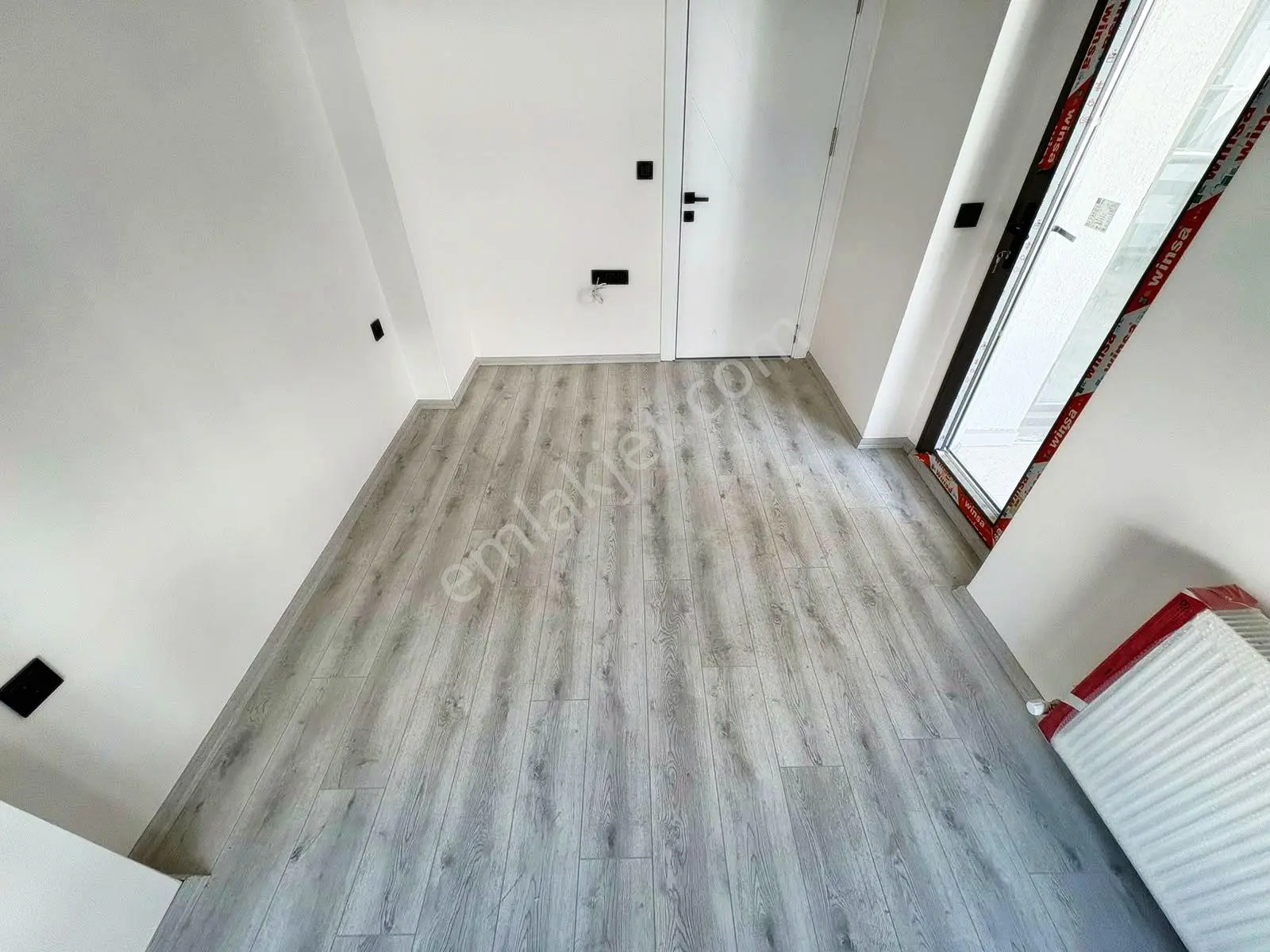 Aktif'ten Akçay'da Satılık Krediye Uygun Yüzme Havuzlu Kapalı Otoparklı Lüx 1+1 Daire — fotoğraf 6