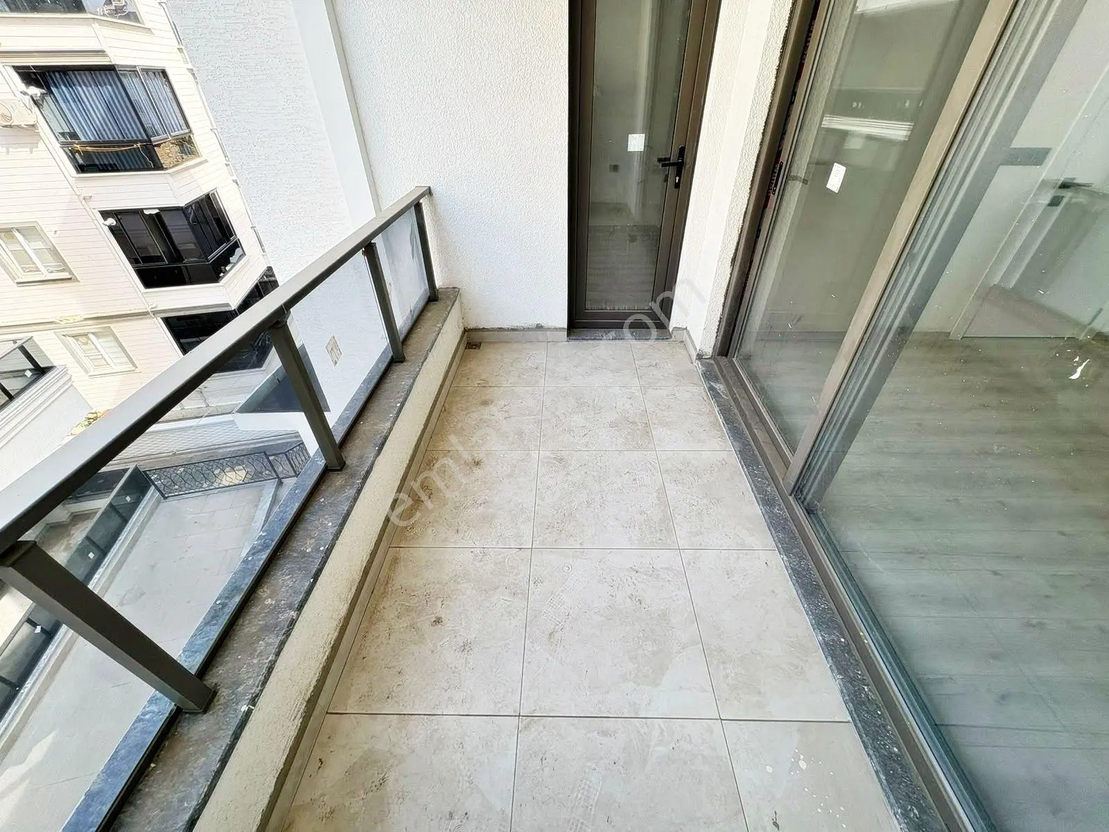 Aktif'ten Akçay'da Satılık Krediye Uygun Yüzme Havuzlu Kapalı Otoparklı Lüx 1+1 Daire — fotoğraf 23