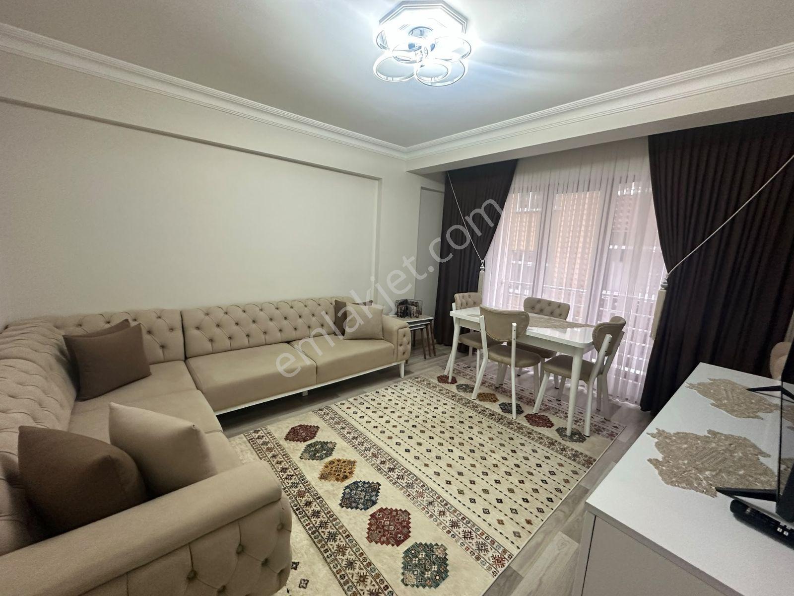 Esenler Kazım Karabekir Mahallesinde 2+1 Satılık Daire