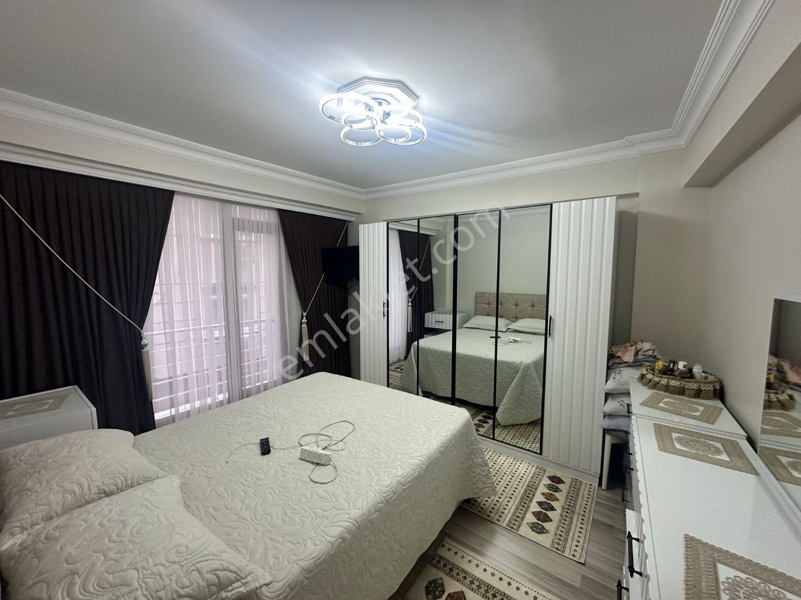 Esenler Kazım Karabekir Mahallesinde 2+1 Satılık Daire — fotoğraf 3