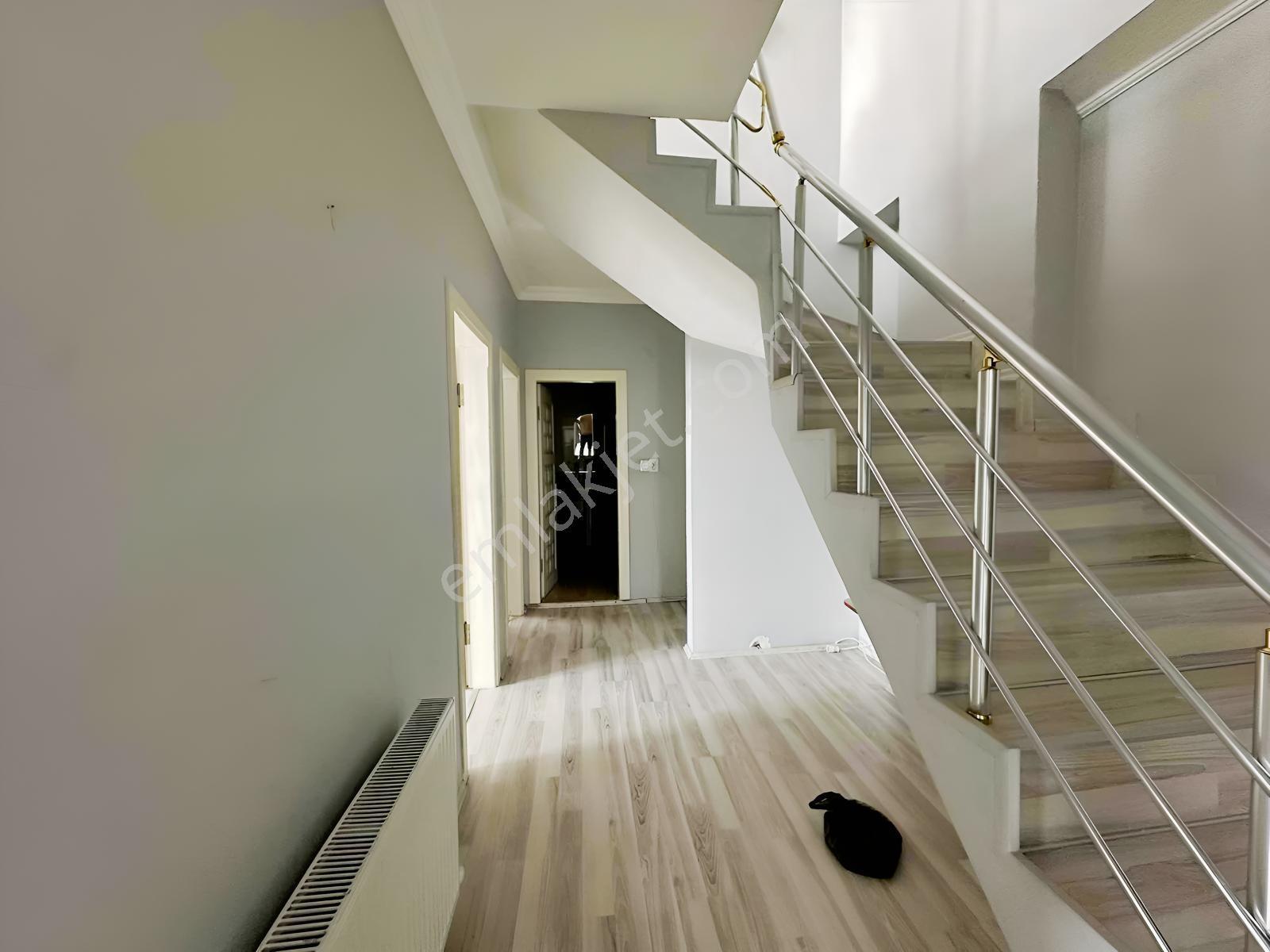 Karayelden Ramada Otel Karşısı Full Deniz Manzaralı Dubleks 5+1 — fotoğraf 20