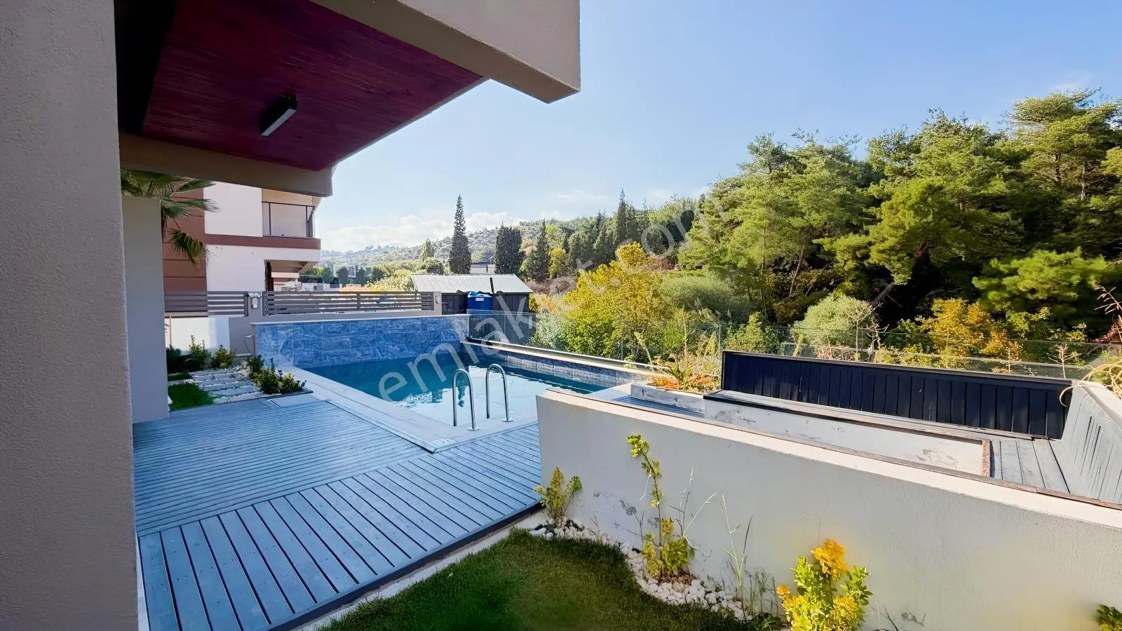 Kemalpaşa Yukarı Kızılca'da Müstakil Havuzlu 4 + 1 Satılık Villa — fotoğraf 2