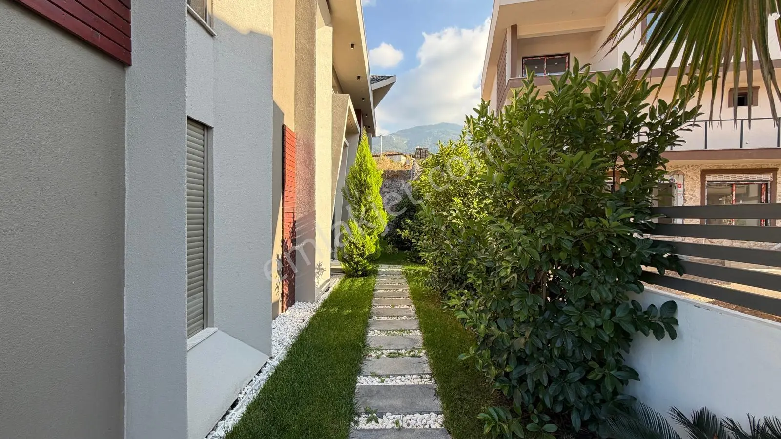 Kemalpaşa Yukarı Kızılca'da Müstakil Havuzlu 4 + 1 Satılık Villa — fotoğraf 3