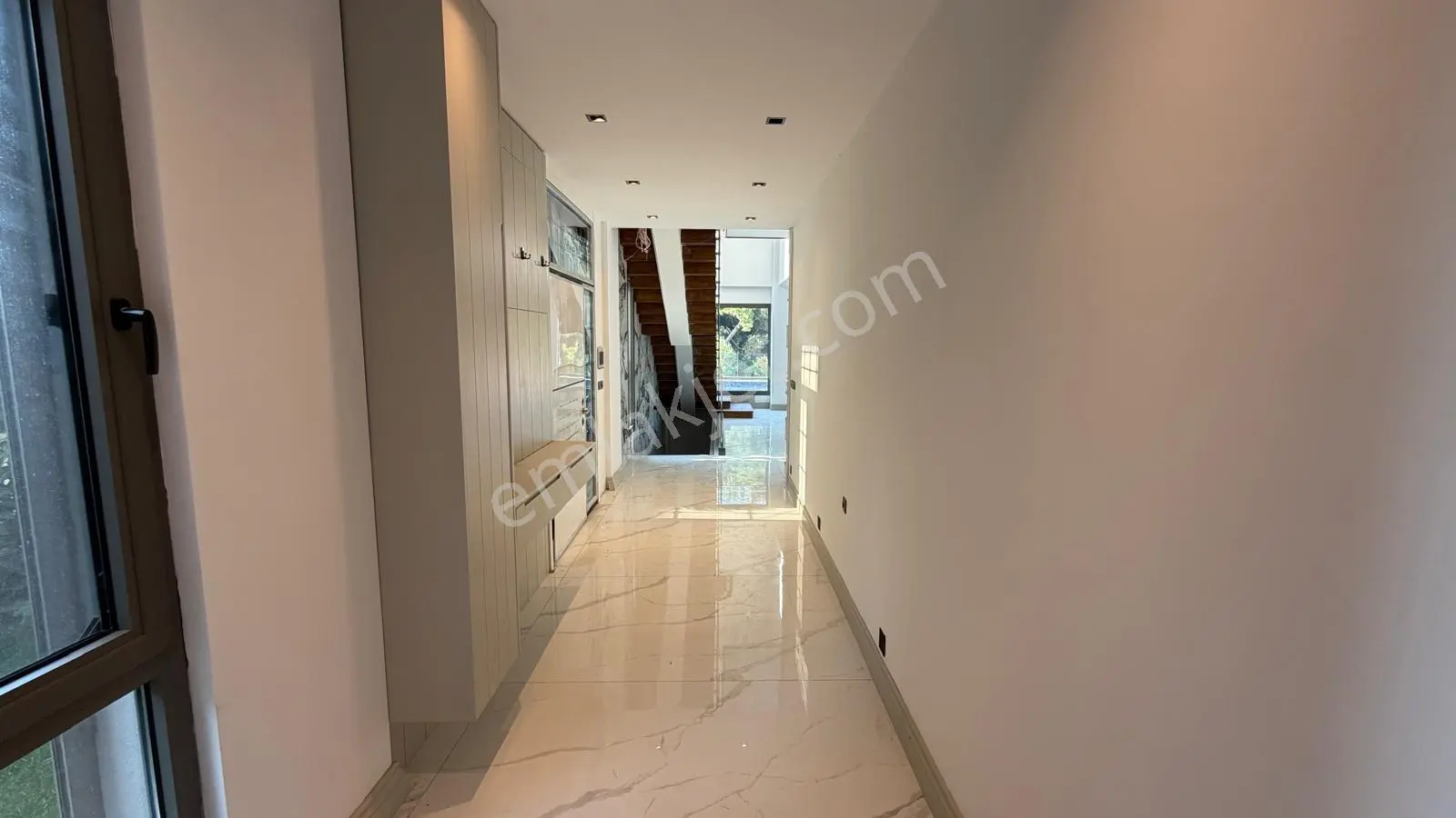 Kemalpaşa Yukarı Kızılca'da Müstakil Havuzlu 4 + 1 Satılık Villa — fotoğraf 13