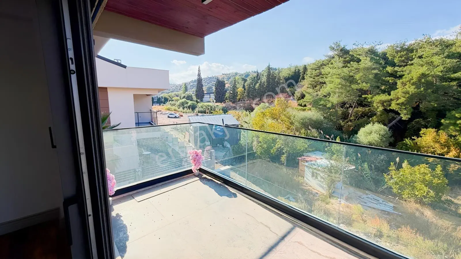 Kemalpaşa Yukarı Kızılca'da Müstakil Havuzlu 4 + 1 Satılık Villa — fotoğraf 18