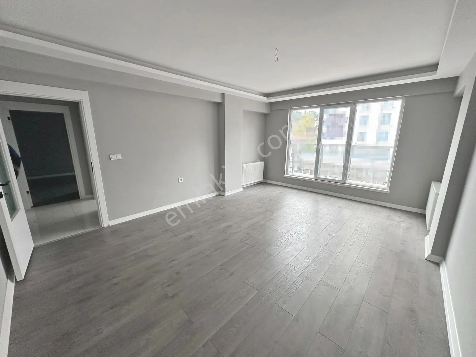 Misket Düzlükte Ara Katta Ön Cephe Full Yapılı 3+1 Satılık Daire