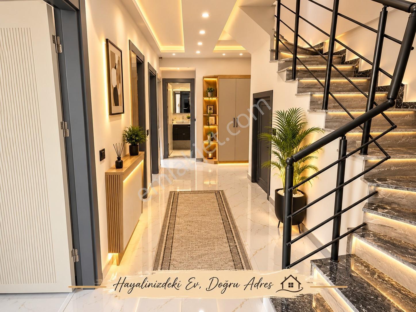 Onmax Burhaniye Merkezde 4+1 180 M2 Satılık Dubleks Daire — fotoğraf 2