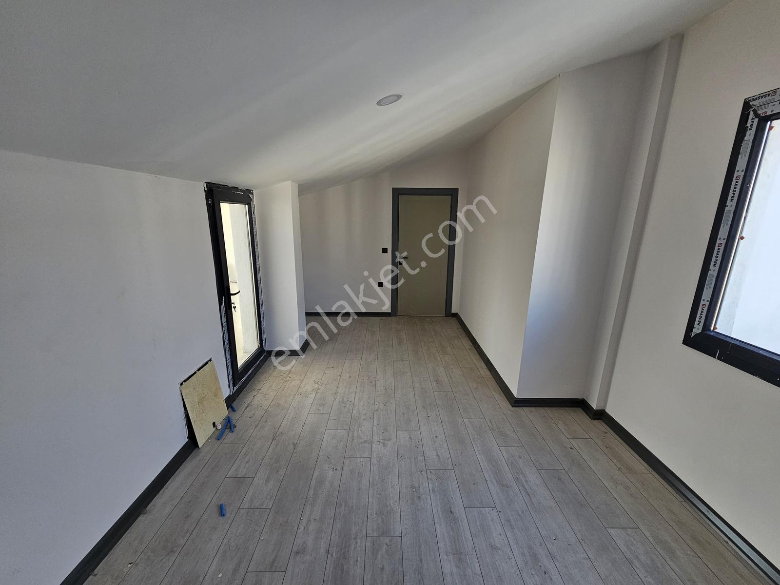 Onmax Burhaniye Merkezde 4+1 180 M2 Satılık Dubleks Daire — fotoğraf 25