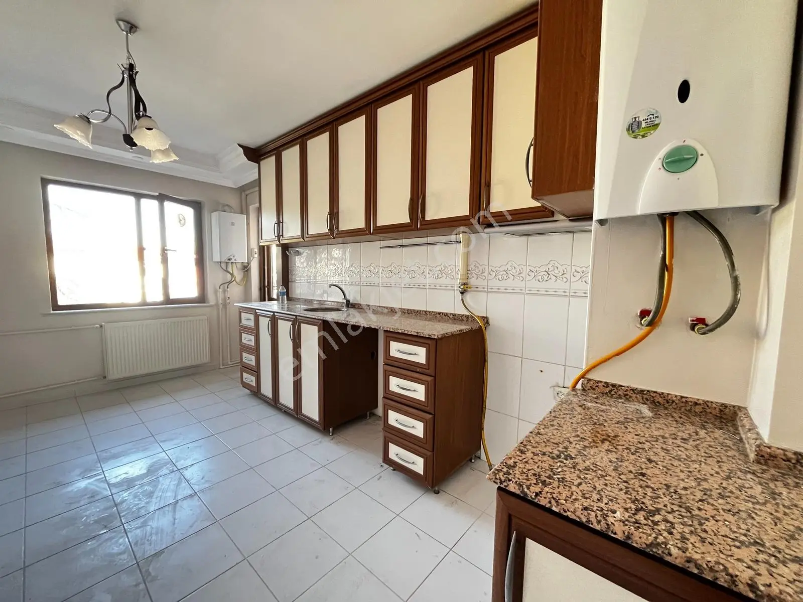 Dumlupınar Mah. 4+1 Afjetli 200m² Bakımlı Satılık Daire — fotoğraf 9