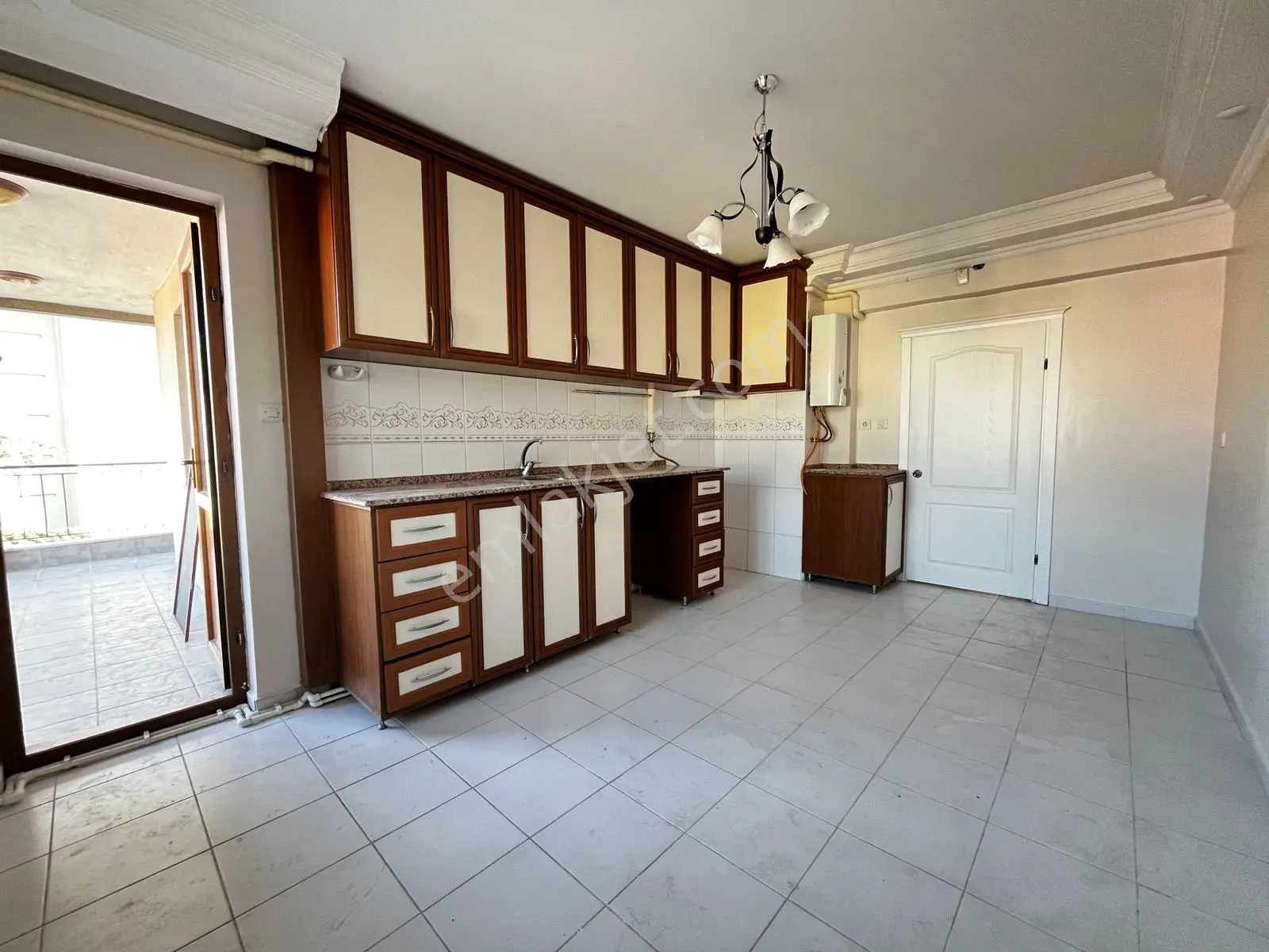 Dumlupınar Mah. 4+1 Afjetli 200m² Bakımlı Satılık Daire — fotoğraf 12