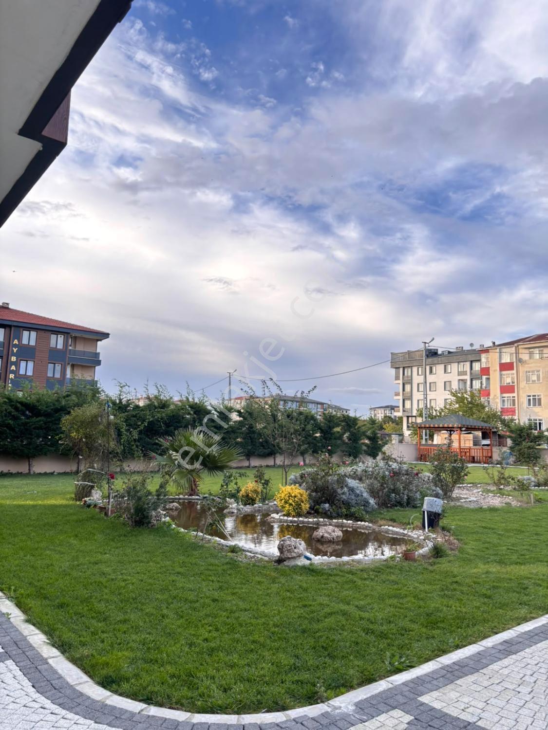Silivride Sahile 800 M Mesafede,çift Balkonlu 3+1 Satılık Daire — fotoğraf 19