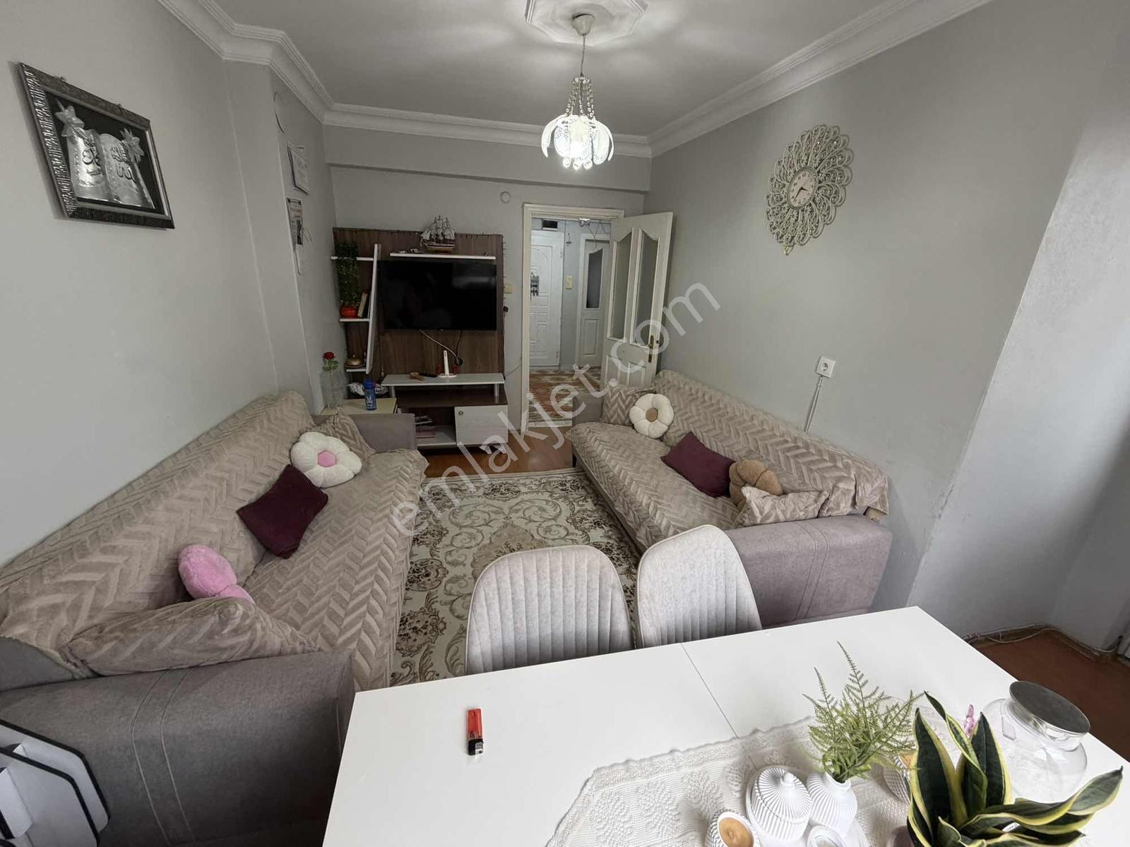 Güngören Merkez Mah 2+1 75m2 4.kat 26 Yaş Satılık Daire — fotoğraf 5
