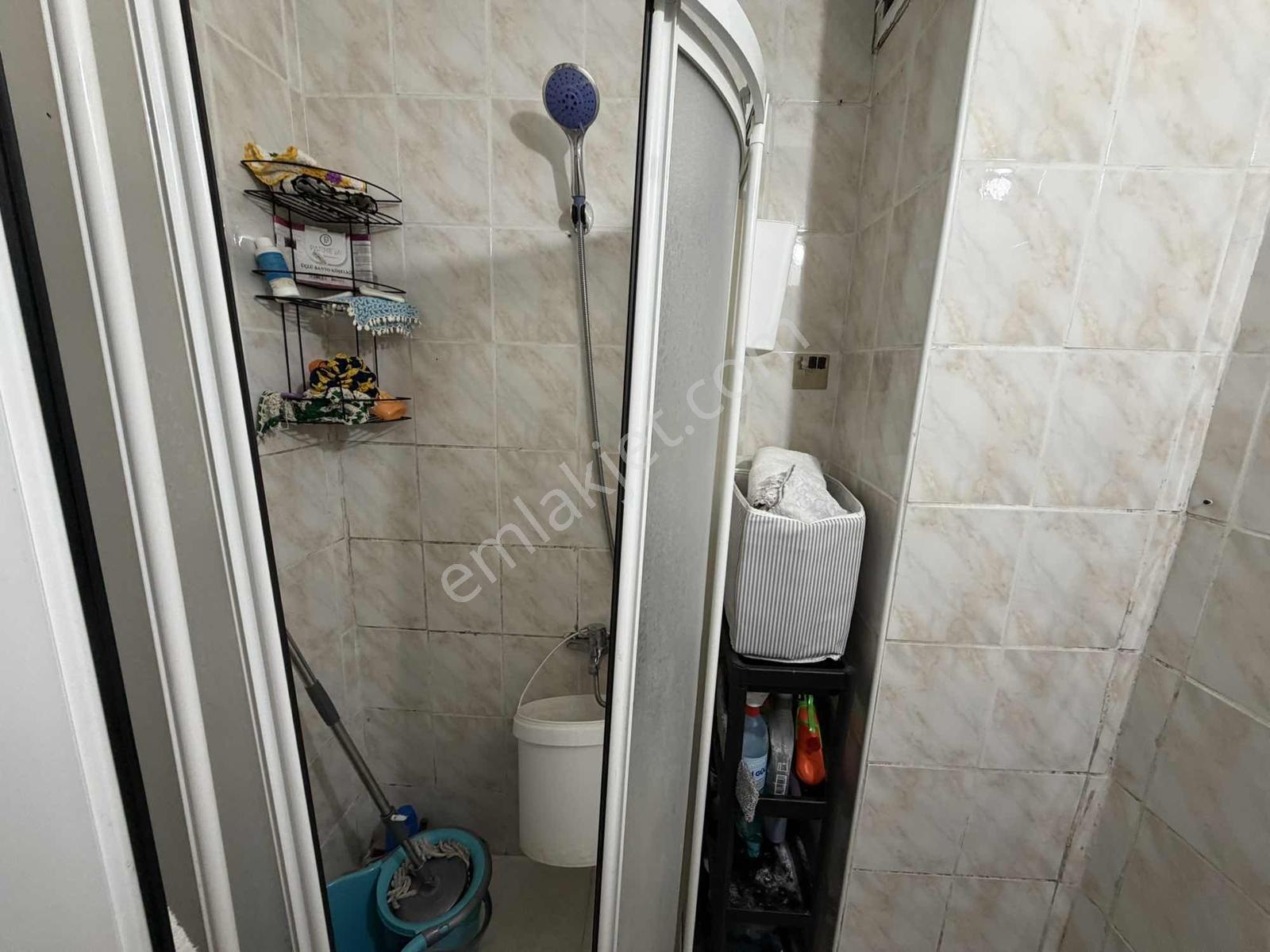 Güngören Merkez Mah 2+1 75m2 4.kat 26 Yaş Satılık Daire — fotoğraf 17