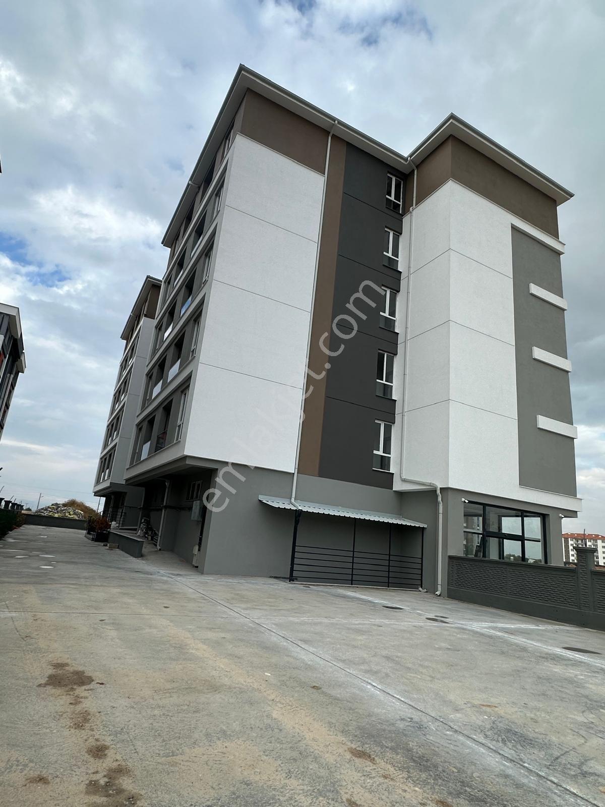 Kent Plaza Gayrimenkul’den Satılık 2 Adet Sıfır Yatırımlık Lüks Apart Daire — fotoğraf 13