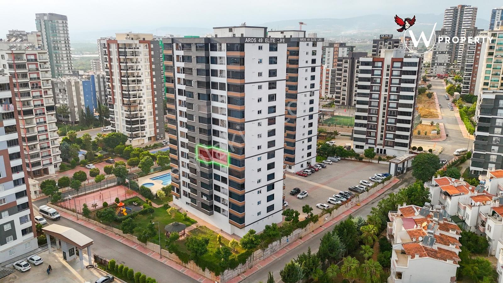W Property Havuzlu Sitede Cepheleri Açık Amerikan Mutfaklı 2+1