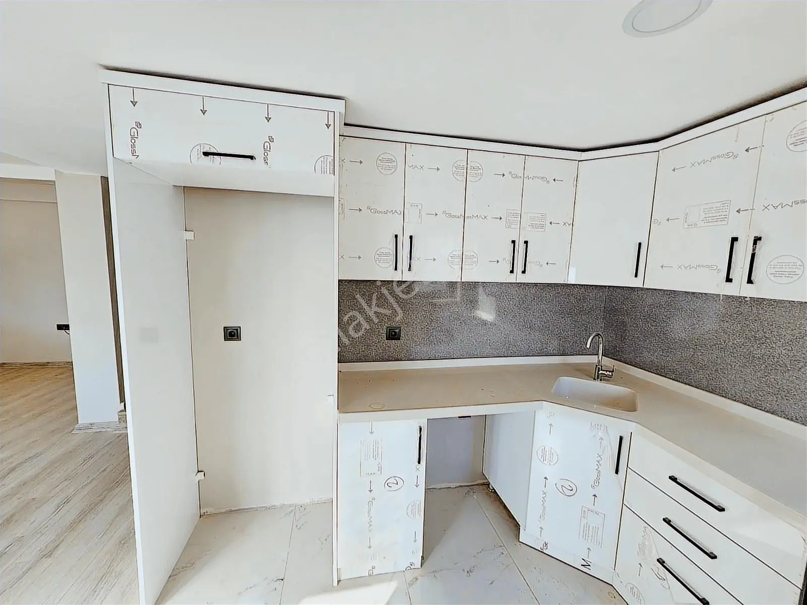 Onmax Pelitköy'de 3+1 Müstakil Fırsat Villa — fotoğraf 6