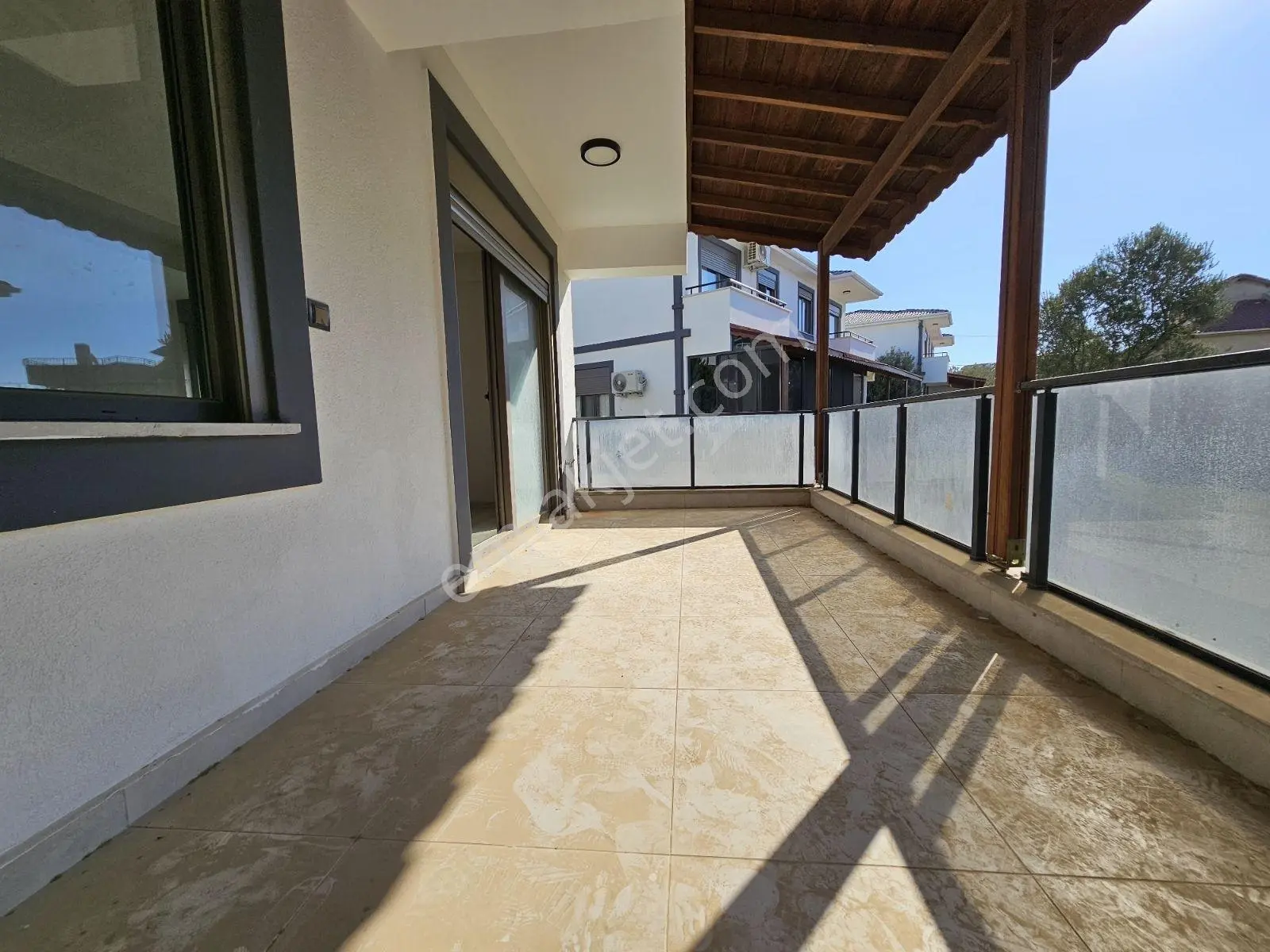 Onmax Pelitköy'de 3+1 Müstakil Fırsat Villa — fotoğraf 15