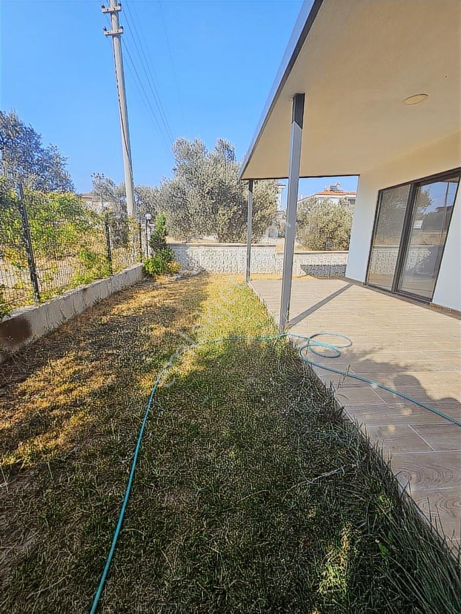 Karaağaç'da Denize 150 M | Havuzlu 3+1 Villa | Artur Yanı — fotoğraf 3