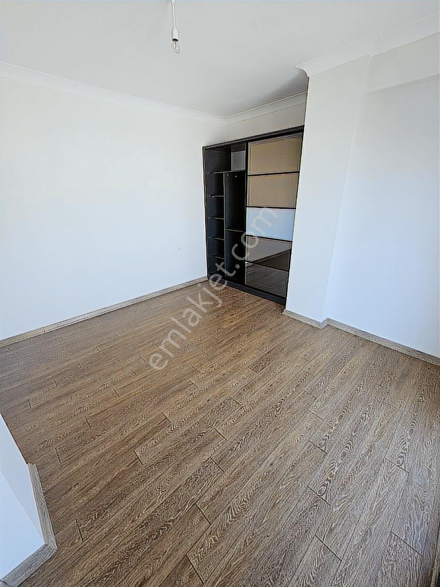 Karaağaç'da Denize 150 M | Havuzlu 3+1 Villa | Artur Yanı — fotoğraf 12