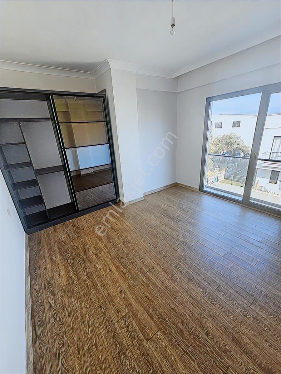 Karaağaç'da Denize 150 M | Havuzlu 3+1 Villa | Artur Yanı — fotoğraf 13