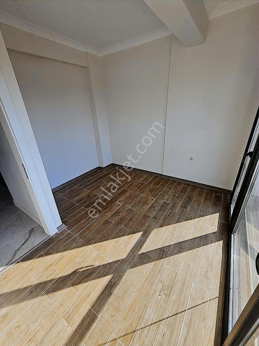 Karaağaç'da Denize 150 M | Havuzlu 3+1 Villa | Artur Yanı — fotoğraf 15