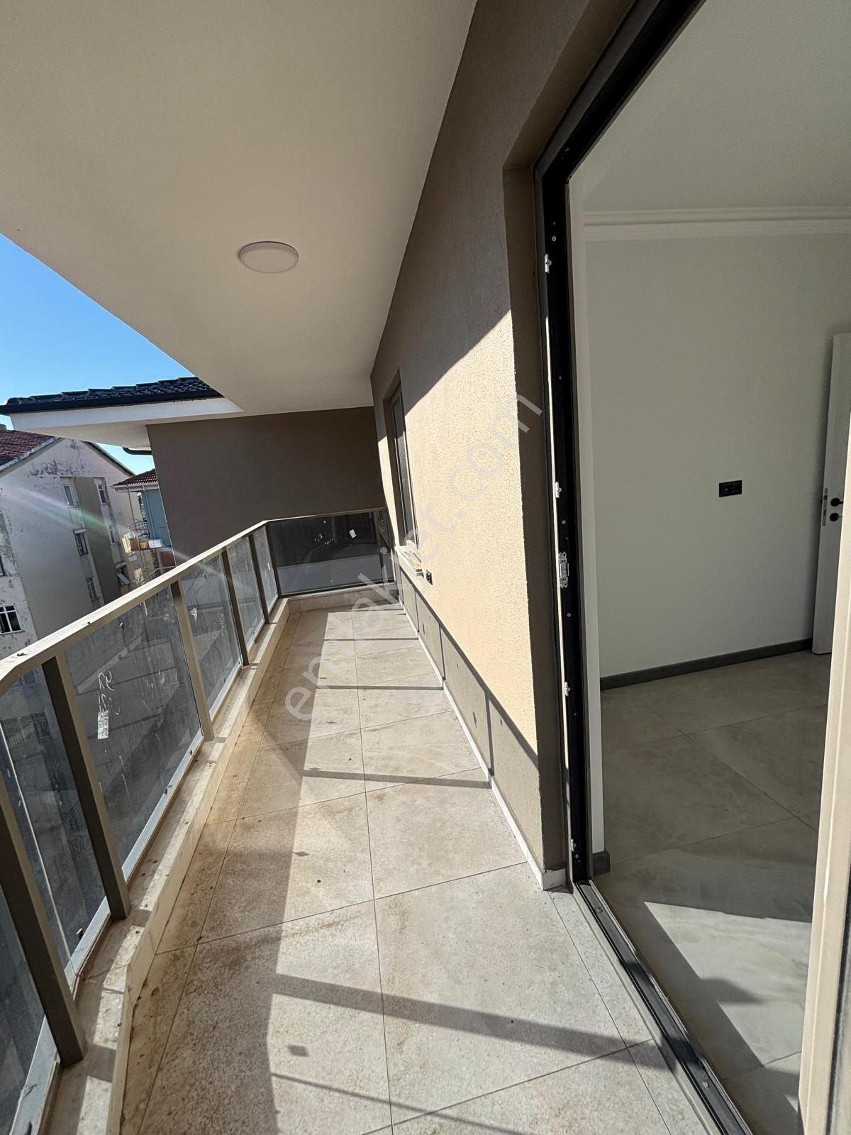 Isparta Merkez Karaağaç'ta 115 M² Asansörlü, Açık-kapalı Otoparklı 2+1 — fotoğraf 4