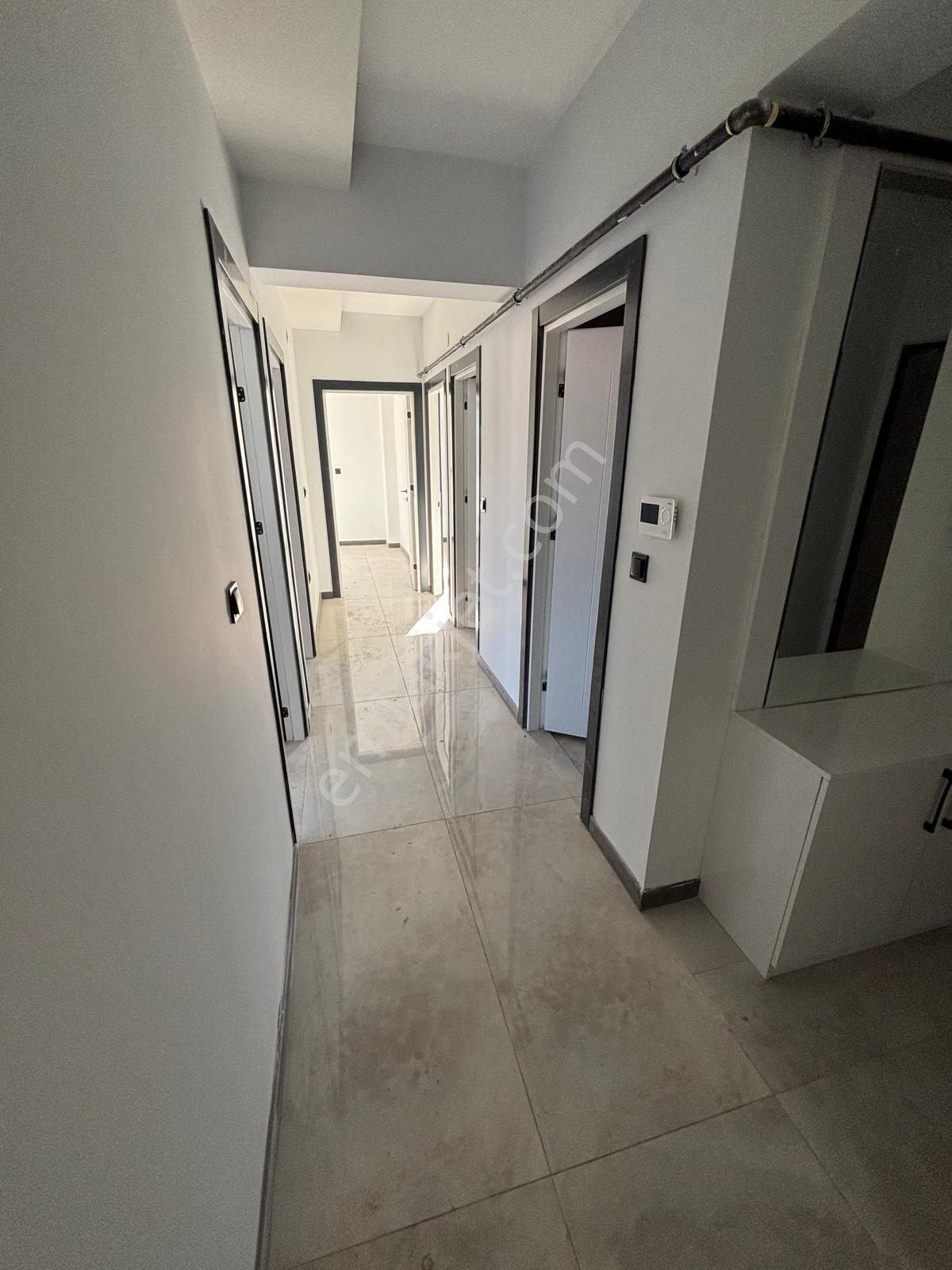 Isparta Merkez Karaağaç'ta 115 M² Asansörlü, Açık-kapalı Otoparklı 2+1 — fotoğraf 10