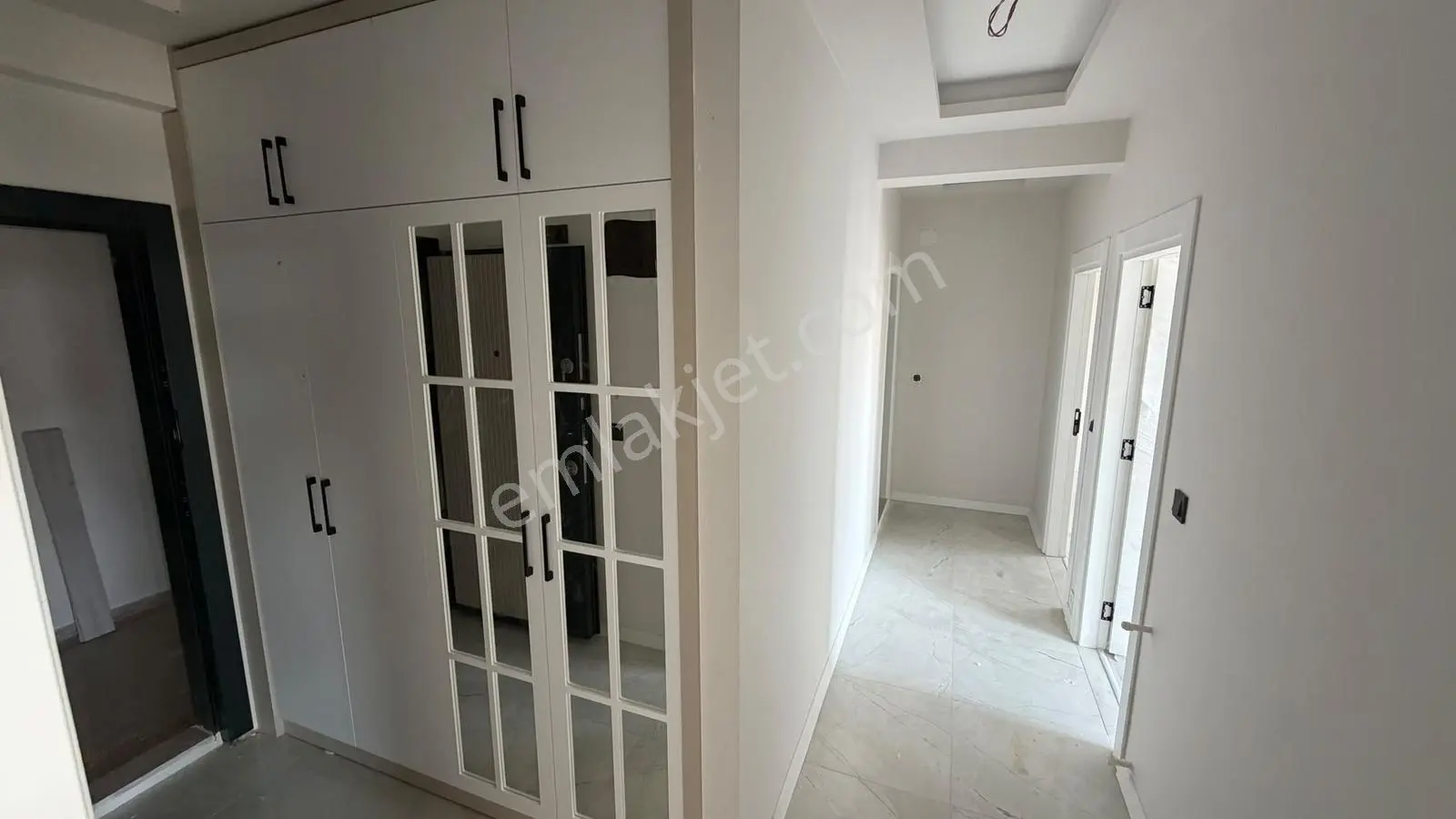 Erdemli Merkez 2+1 Oturuma Hazır Müteahit Firamının 500 Bin Altı — fotoğraf 2