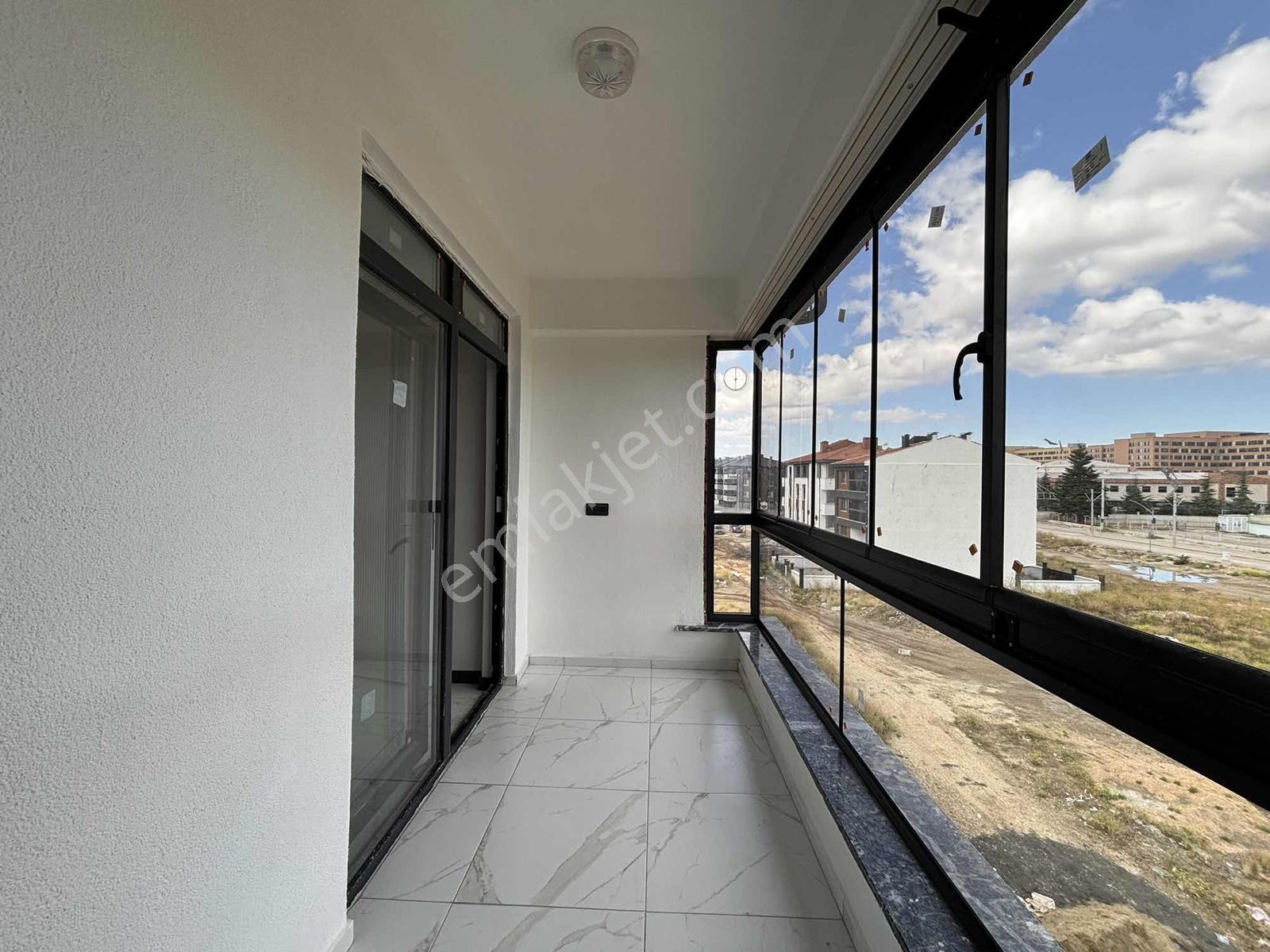 Şehir Hastanesi Hemen Yanı Ultra Lüks 2+0 — fotoğraf 5