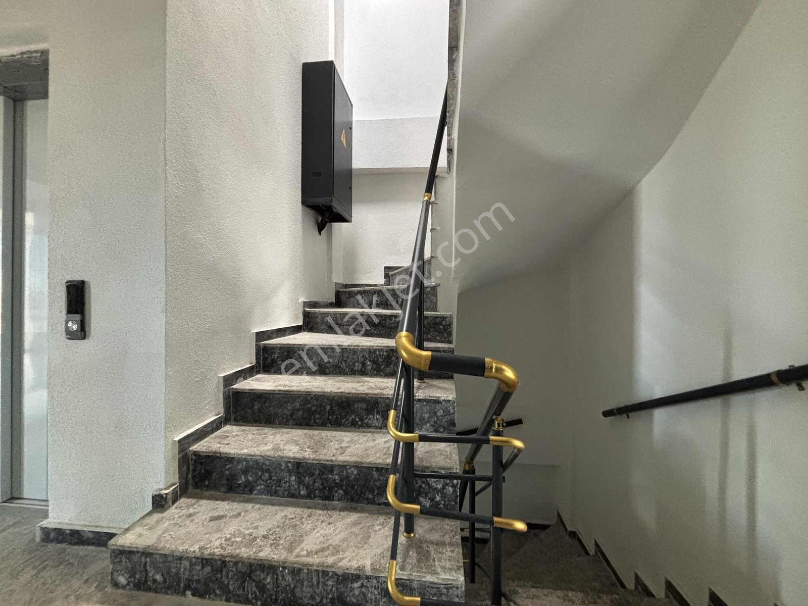 Şehir Hastanesi Hemen Yanı Ultra Lüks 2+0 — fotoğraf 25